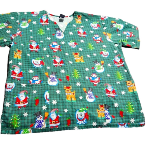 Tops - ♡CHRISTMAS scrub top sz. Medium
